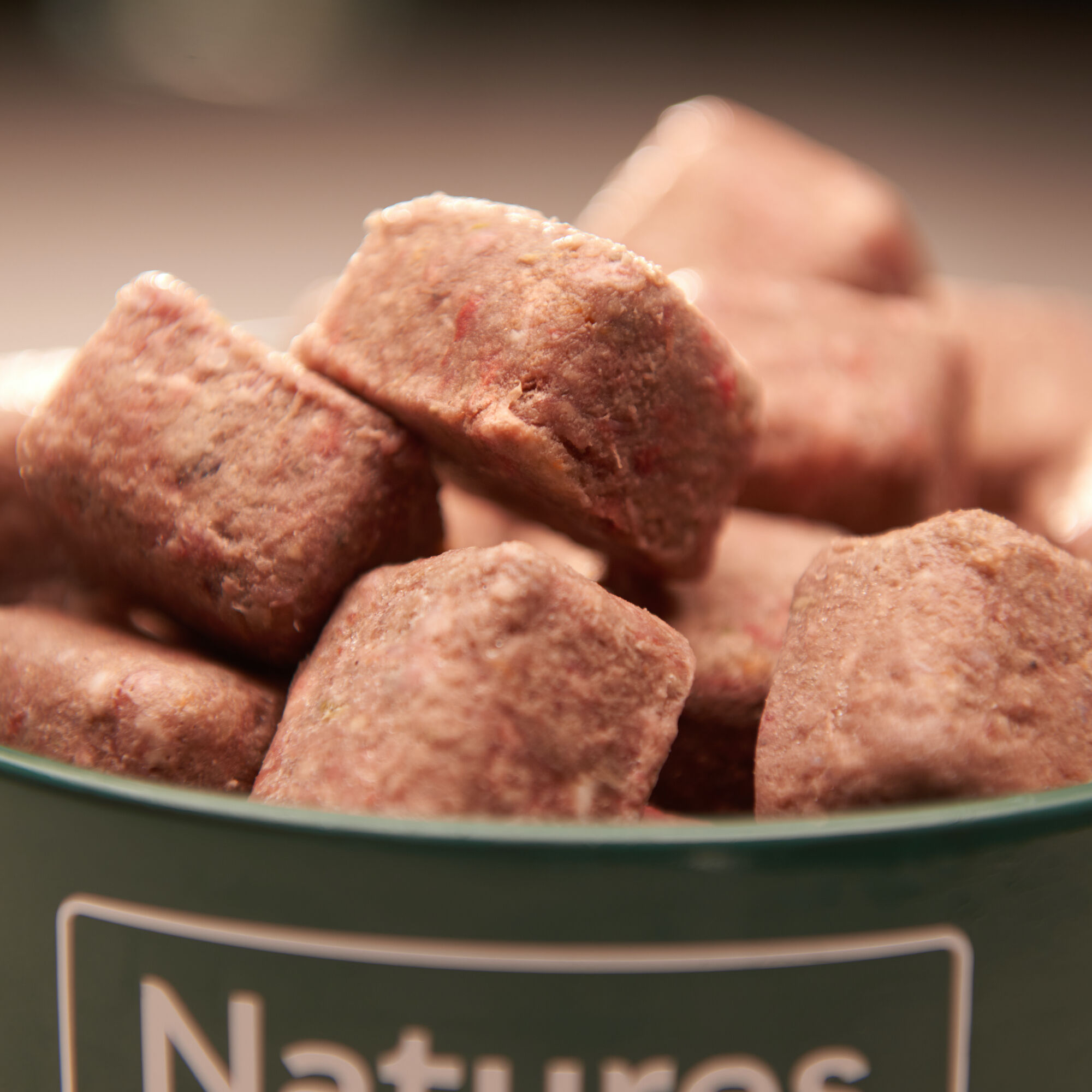<b>IS RAW FOOD SAFE?</b><br><br>Raw dog food can be safe to handle and serve, and it can be so beneficial for your dog too &ndash; here&rsquo;s what you need to know&hellip;</br>